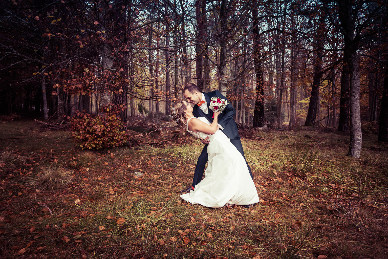 mariage bisous foret automne